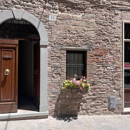 Bed and Breakfast L'Inferno Di Dante à Gubbio Extérieur photo