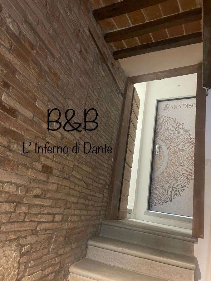 Bed and Breakfast L'Inferno Di Dante à Gubbio Extérieur photo